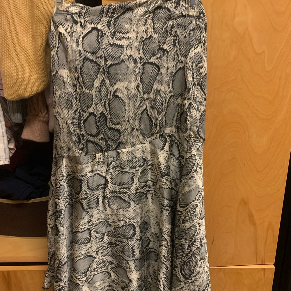 Midi skirt size xs